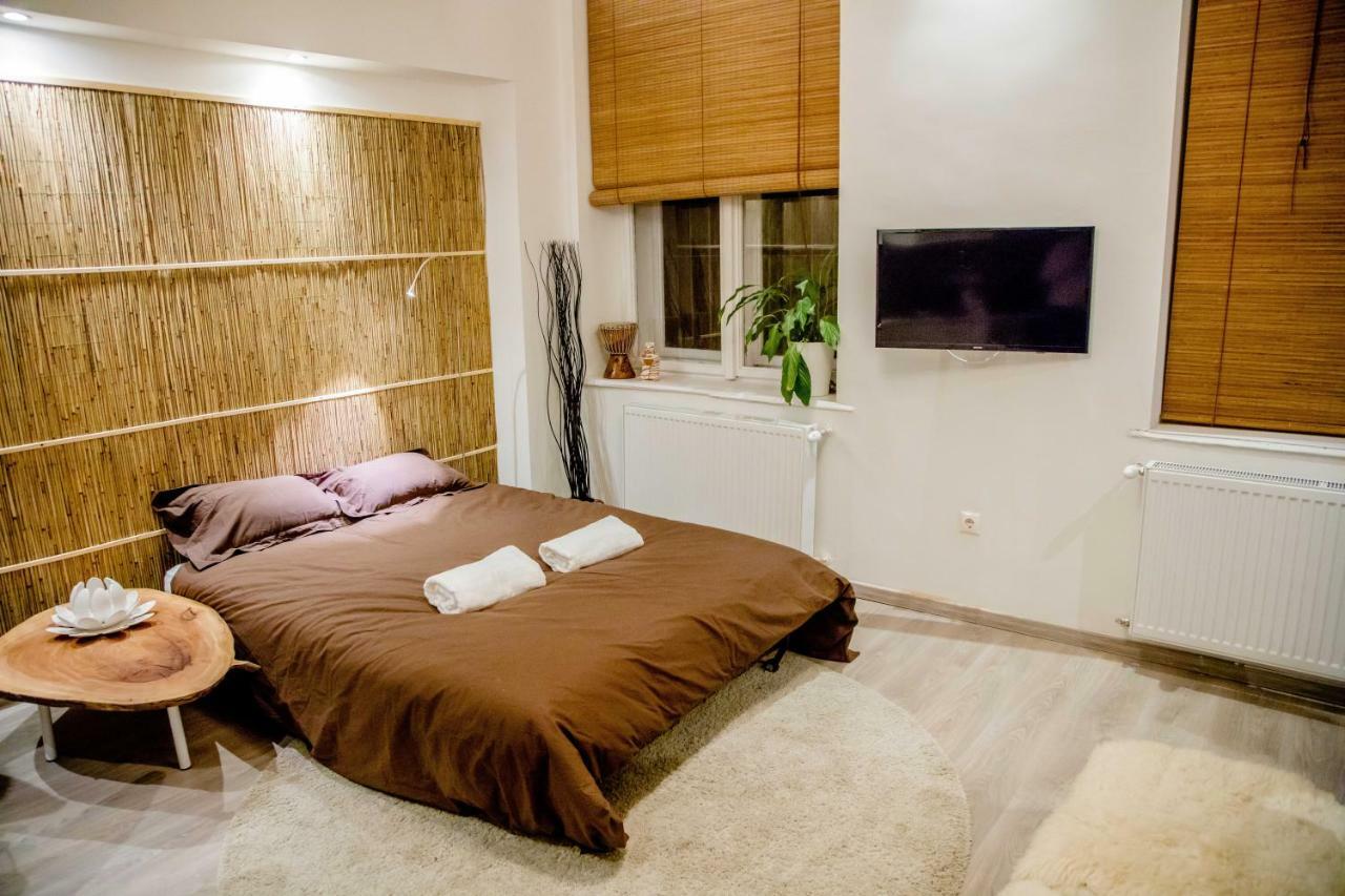Suites 13 Budapest Budapeste Exterior foto